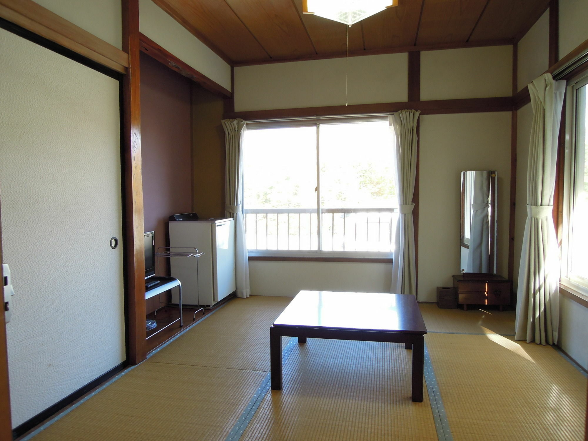 Guest House Misaki-Sou Yamanakako Buitenkant foto