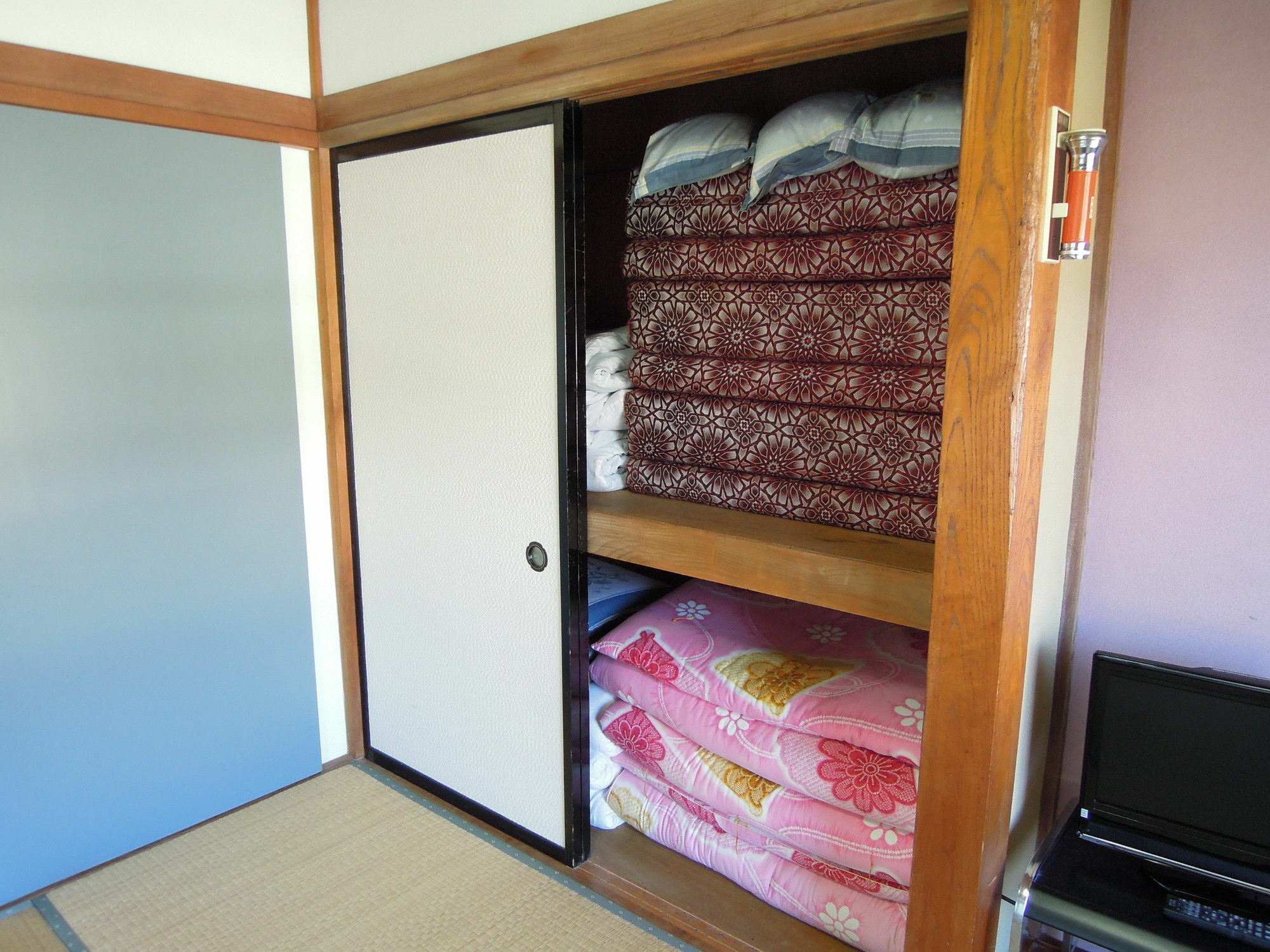 Guest House Misaki-Sou Yamanakako Buitenkant foto